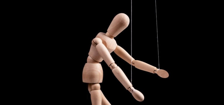 A Mind Control Expert’s Take On The Malevolent Narrative:
