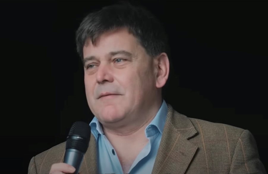 Andrew Bridgen Fearless Leader Truth